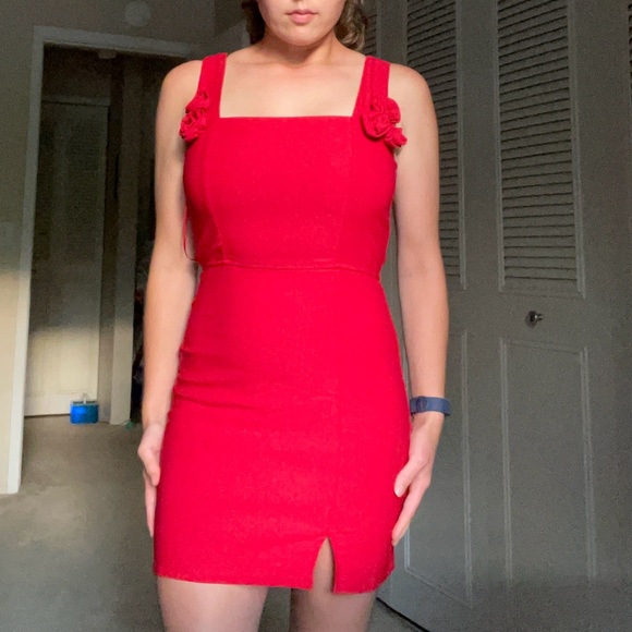 FRANCESCA’S RED ROSE DETAIL MINI DRESS - Picture 1 of 8